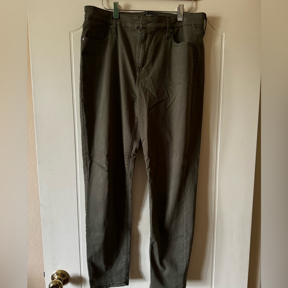 Buffalo Havana High Rise Ankle Pants